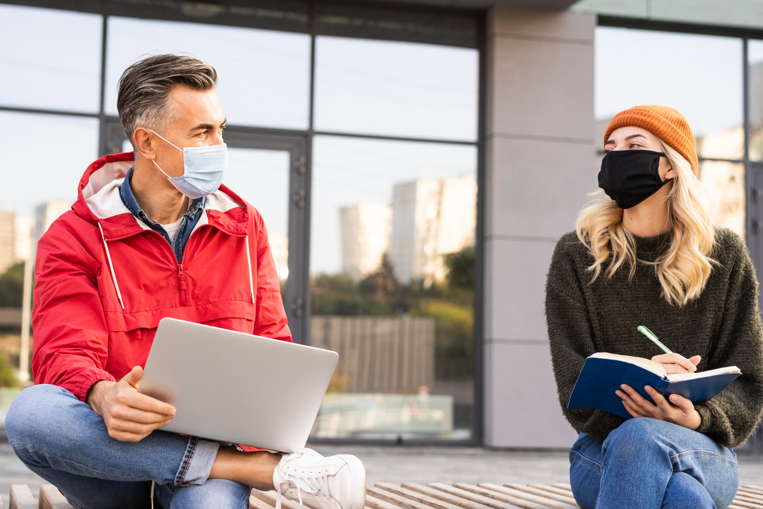 Incontri per adulti dopo i 50: nuove emozioni senza tabù